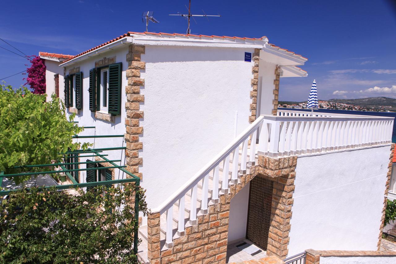 Apartment Jole Razanj Exterior photo